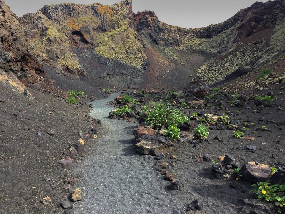 Los Charcones Lanzarote Caldera de los Cuervos