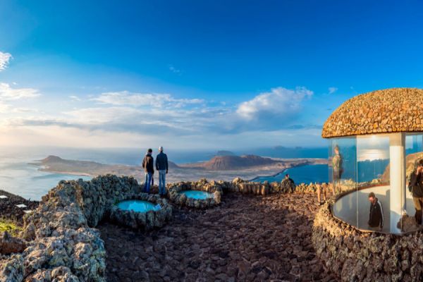 Mirador del Río Tour and Jameos del Agua