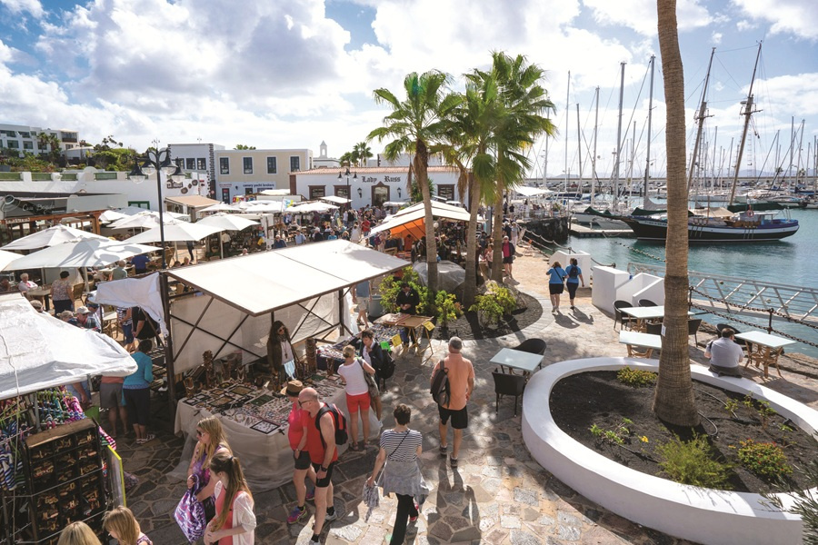 waterbus-playa-blanca-to-marina-rubcion2
