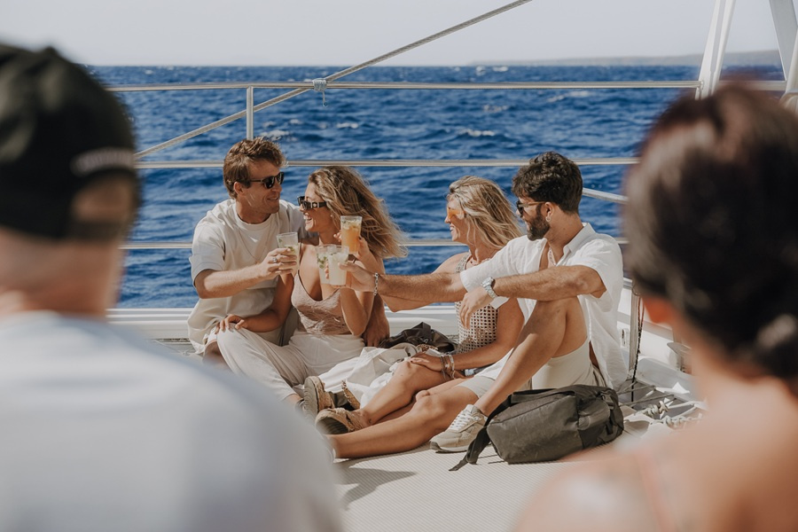 waterbus-playa-blanca-to-marina-rubcion3